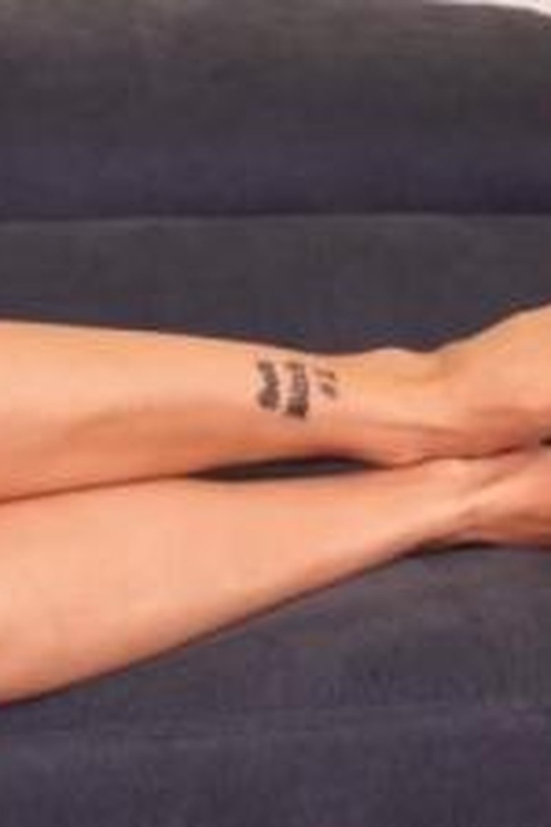 Trinity Toe Fetish - Screenshot 1 of 4 - Foot Fetish