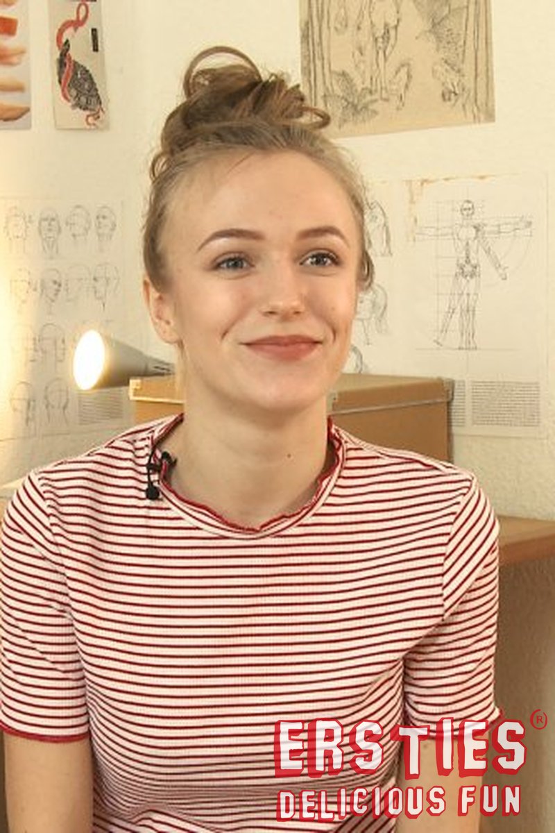 Interview with Aislin - Screenshot 1 of 4 - Interview