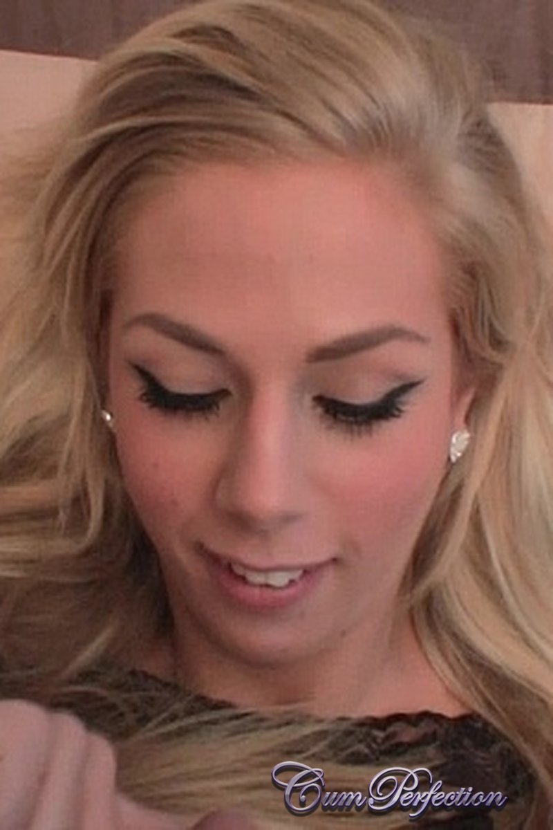 Lazy Lay Down Swallow - Screenshot 1 of 4 - All Sex