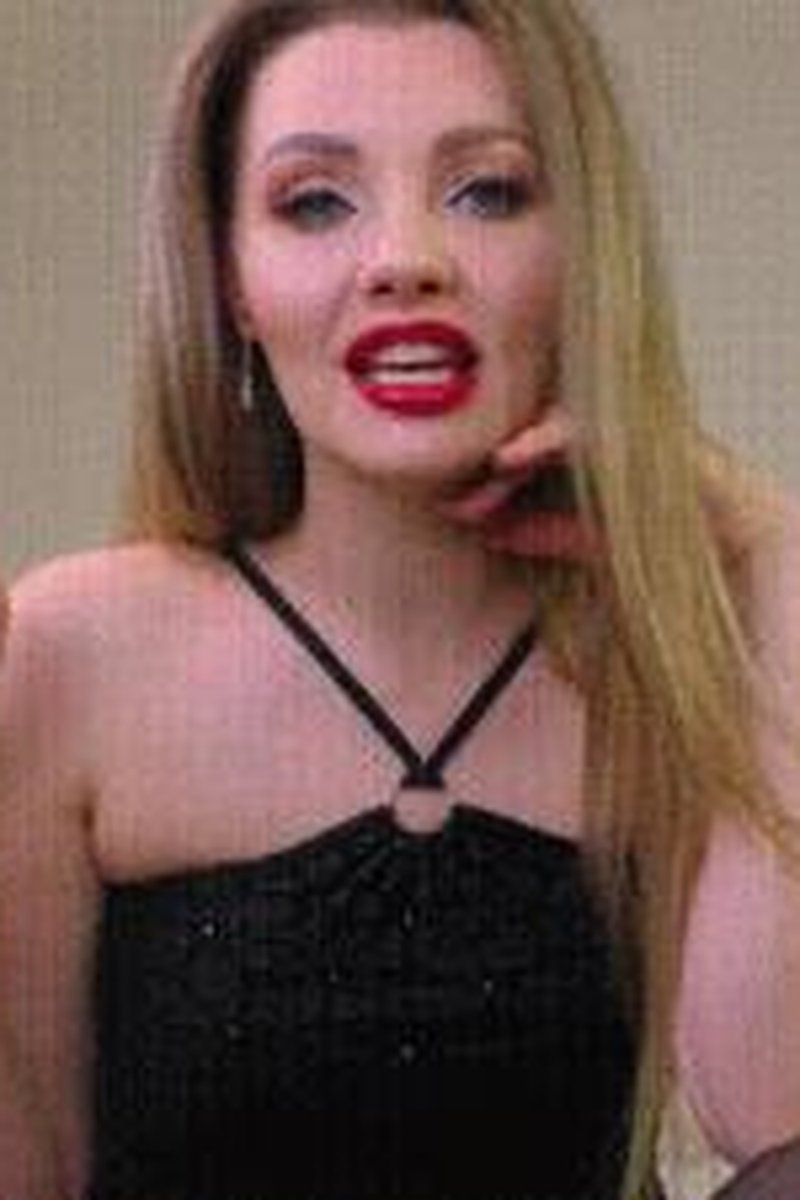 Dick Pumping Loser - Screenshot 1 of 4 - Bitch
