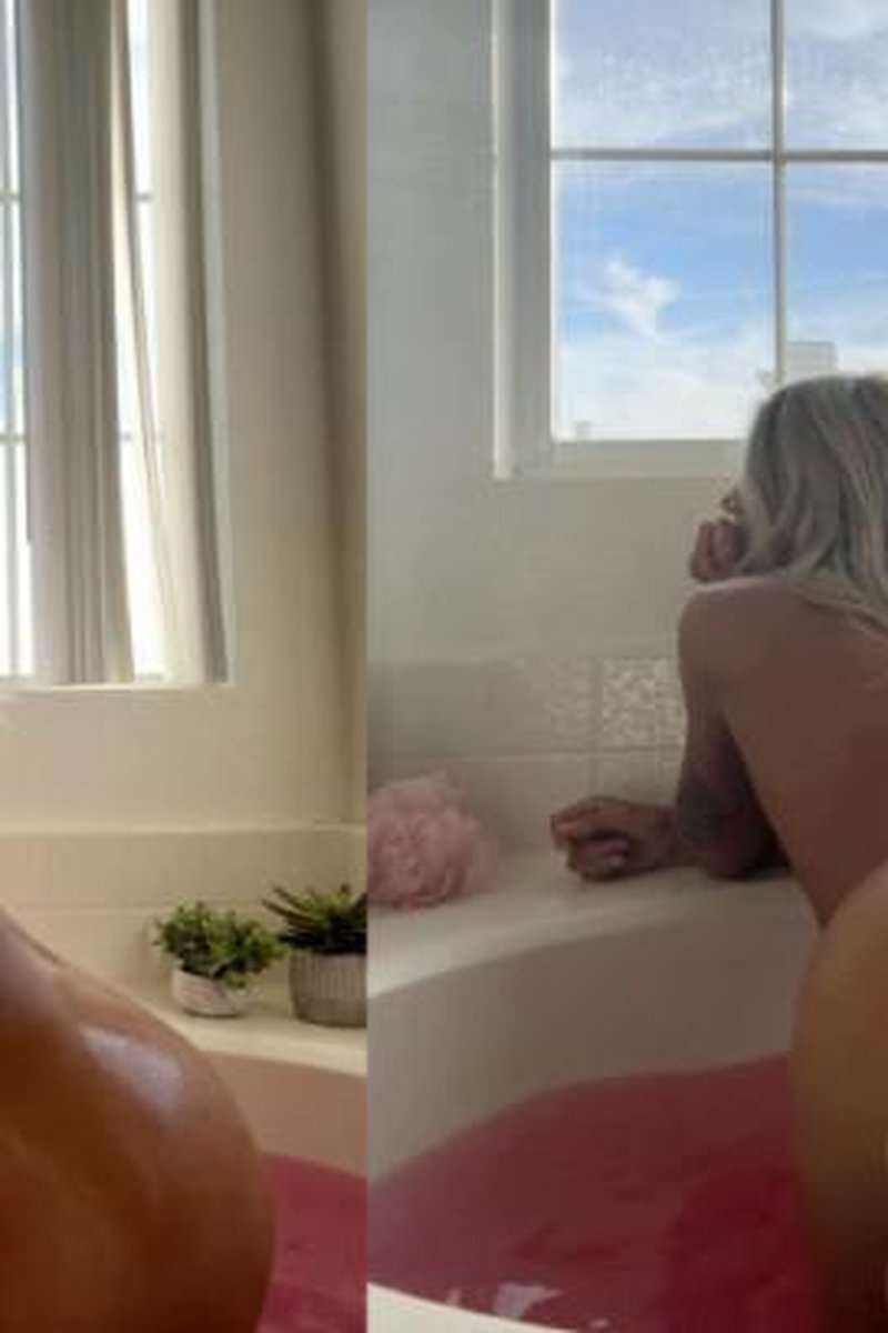 Chastity Bath - Screenshot 1 of 4 - Ass Worship