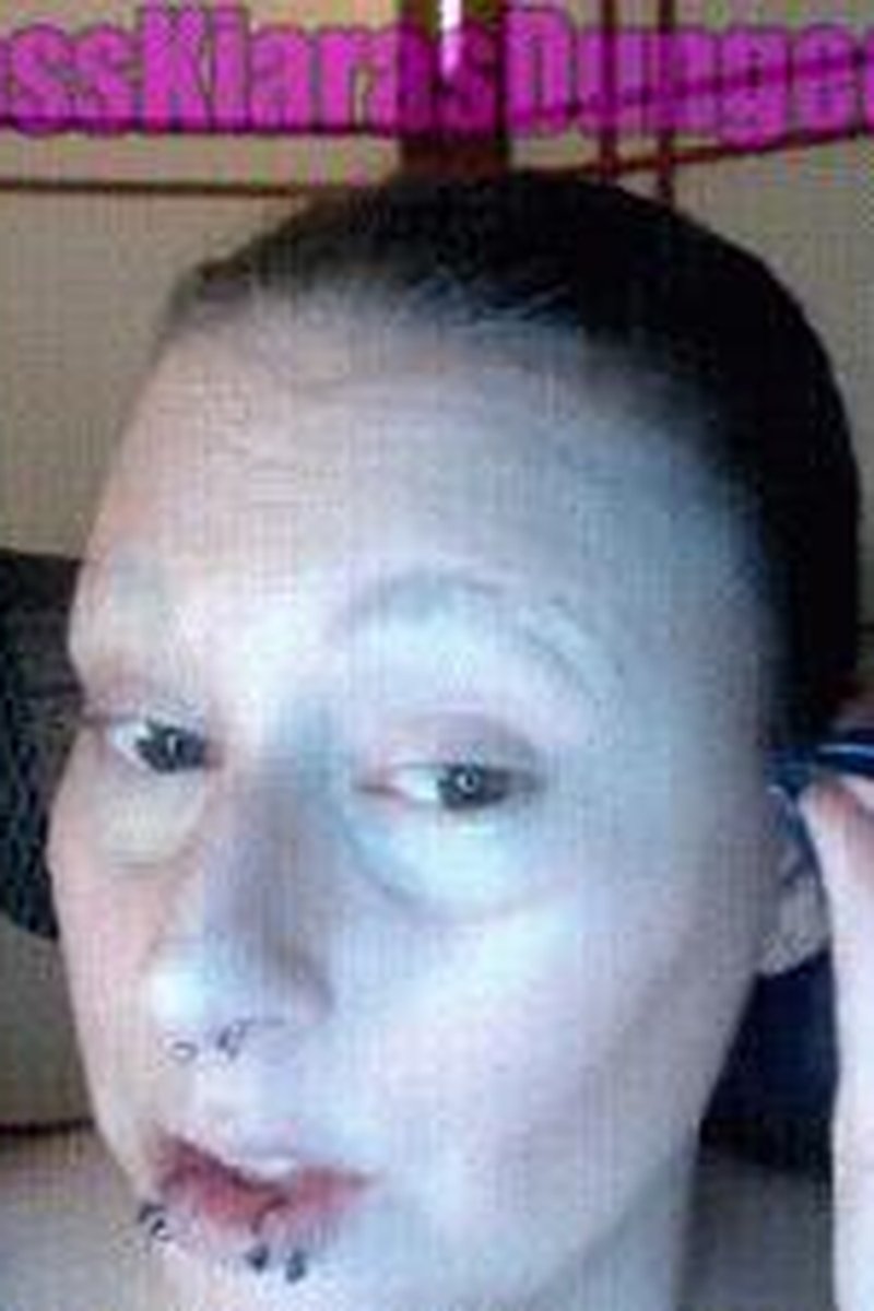 Sissy Makeup Tutorial Series #1: Foundation - Screenshot 1 of 4 - Fantasy