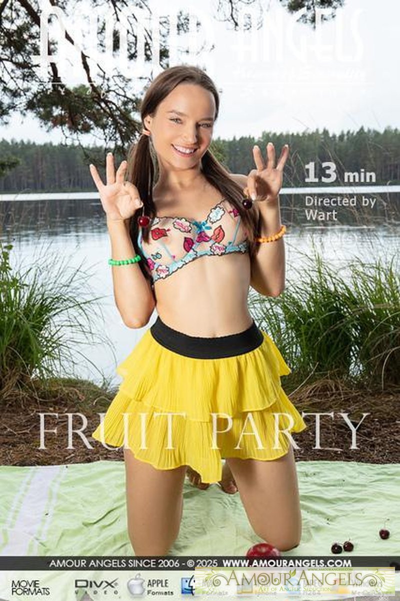 Fruit Party - Screenshot 1 of 4 - Erotica