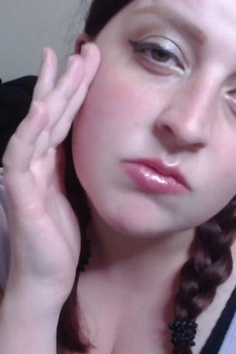 Pink Lips - Screenshot 1 of 4 - Face Fetish