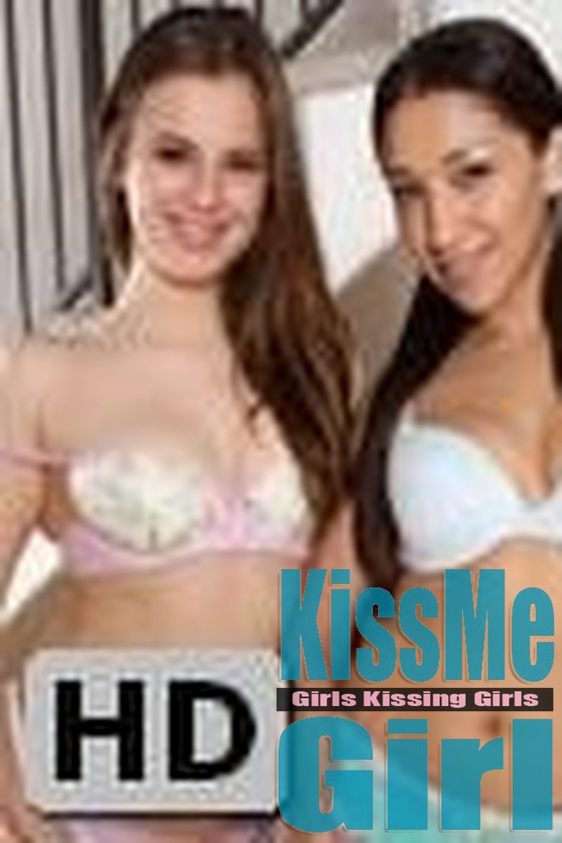 Jillian & Vicki - Screenshot 1 of 4 - Kissing