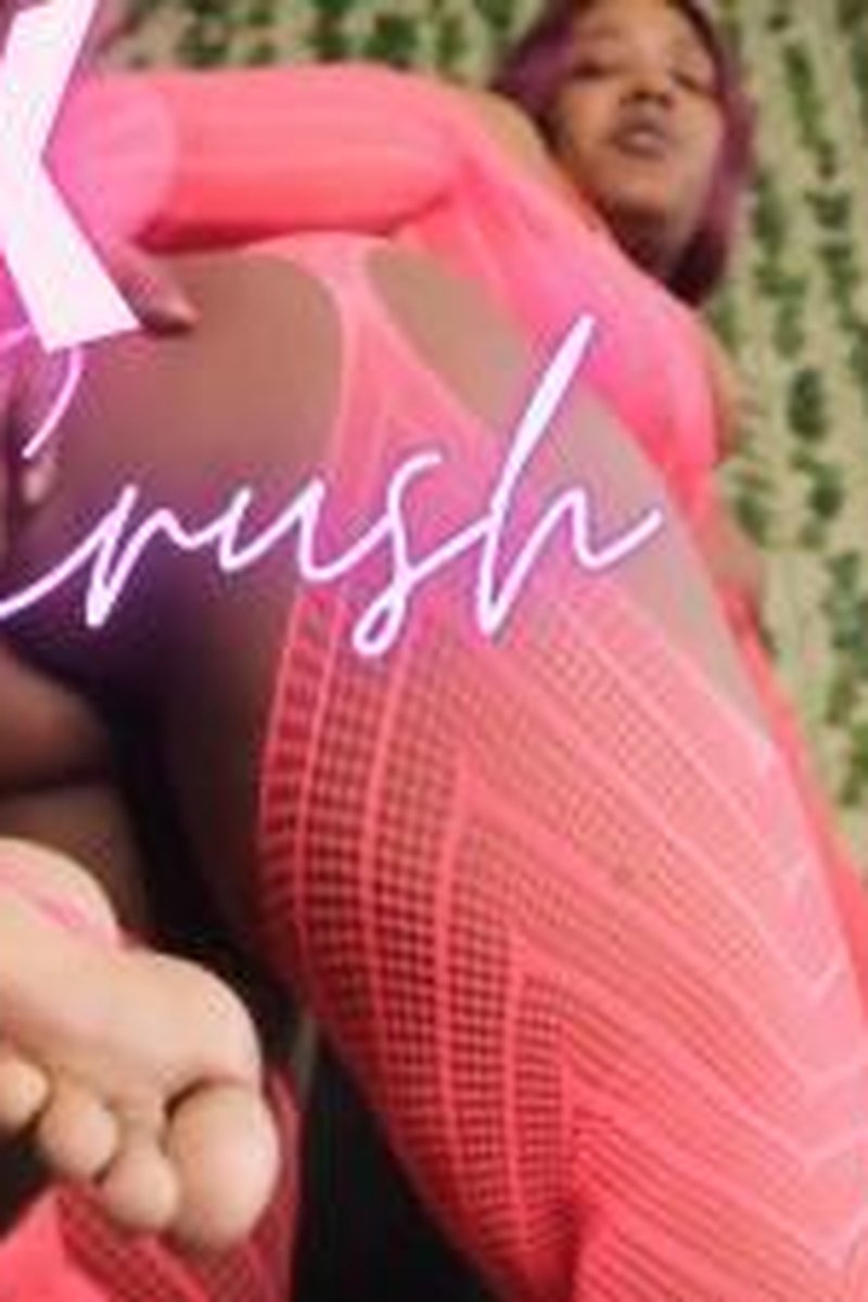 Cuck Crush - Screenshot 1 of 4 - Ass Smacking