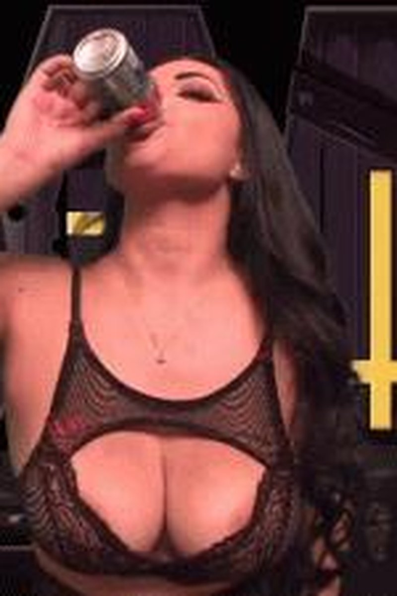 Real Burping Break! - Screenshot 1 of 4 - Big Tits