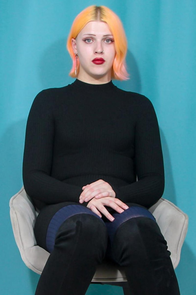 Suck On This! - Screenshot 1 of 4 - Blond Hair