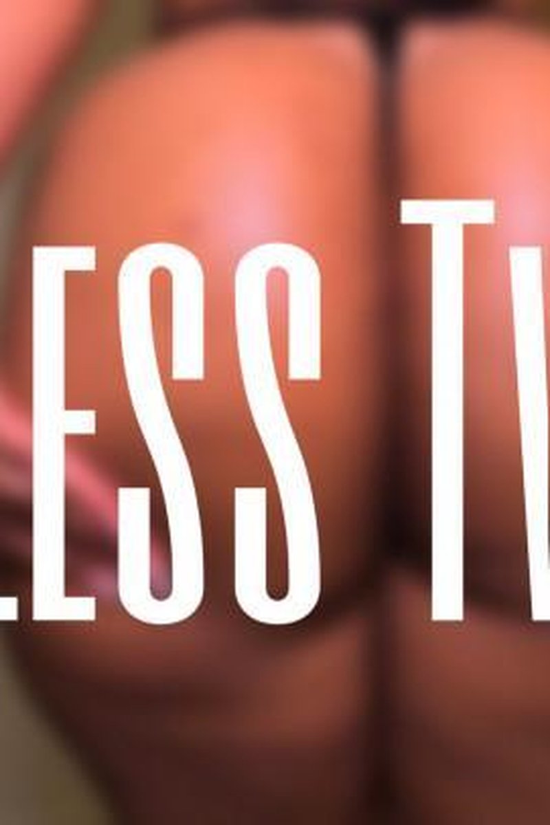 Topless Twerk - Screenshot 1 of 4 - Boobsfetish