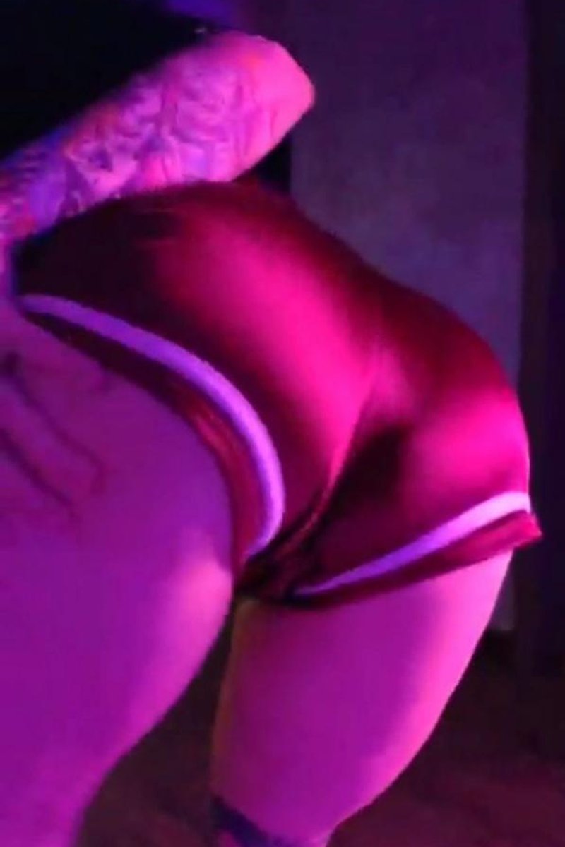 U Got That - Screenshot 1 of 4 - Dancing