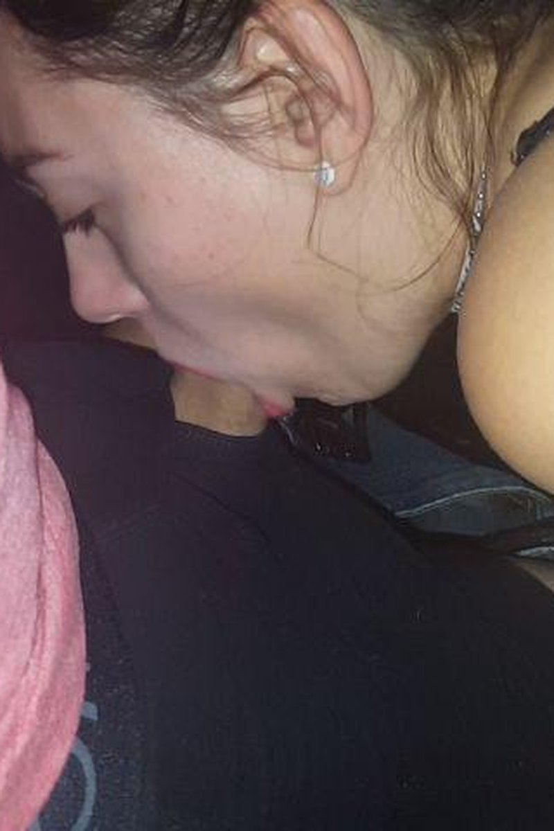 TP-manyvidsyaygr-sucking-dick-in-the-car