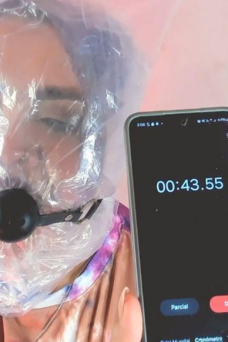 Breathing Control - Screenshot 1 of 4 - Asphyxiation