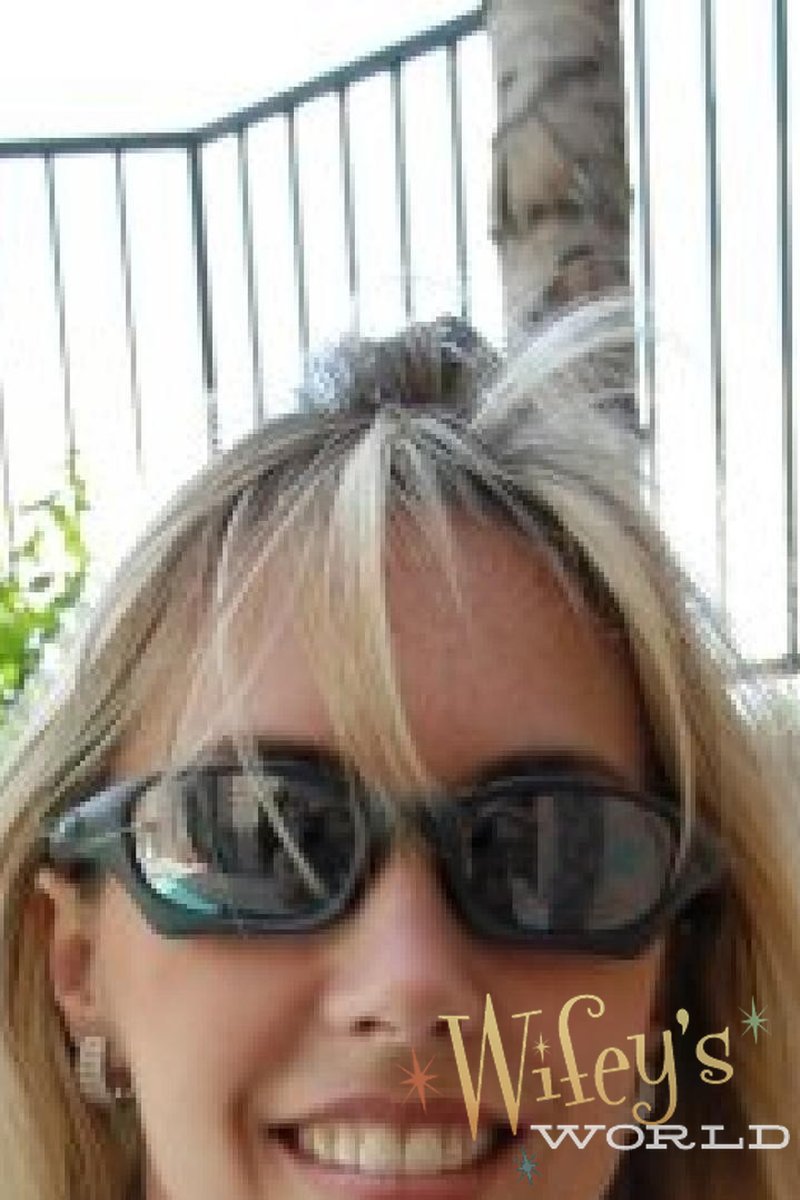 Wet - Screenshot 1 of 4 - Cum Swallowing