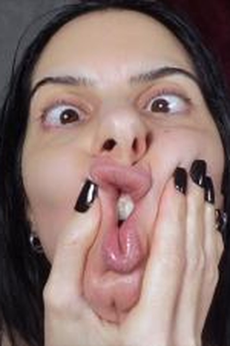 Silly Faces - Screenshot 1 of 4 - Brown Eyes