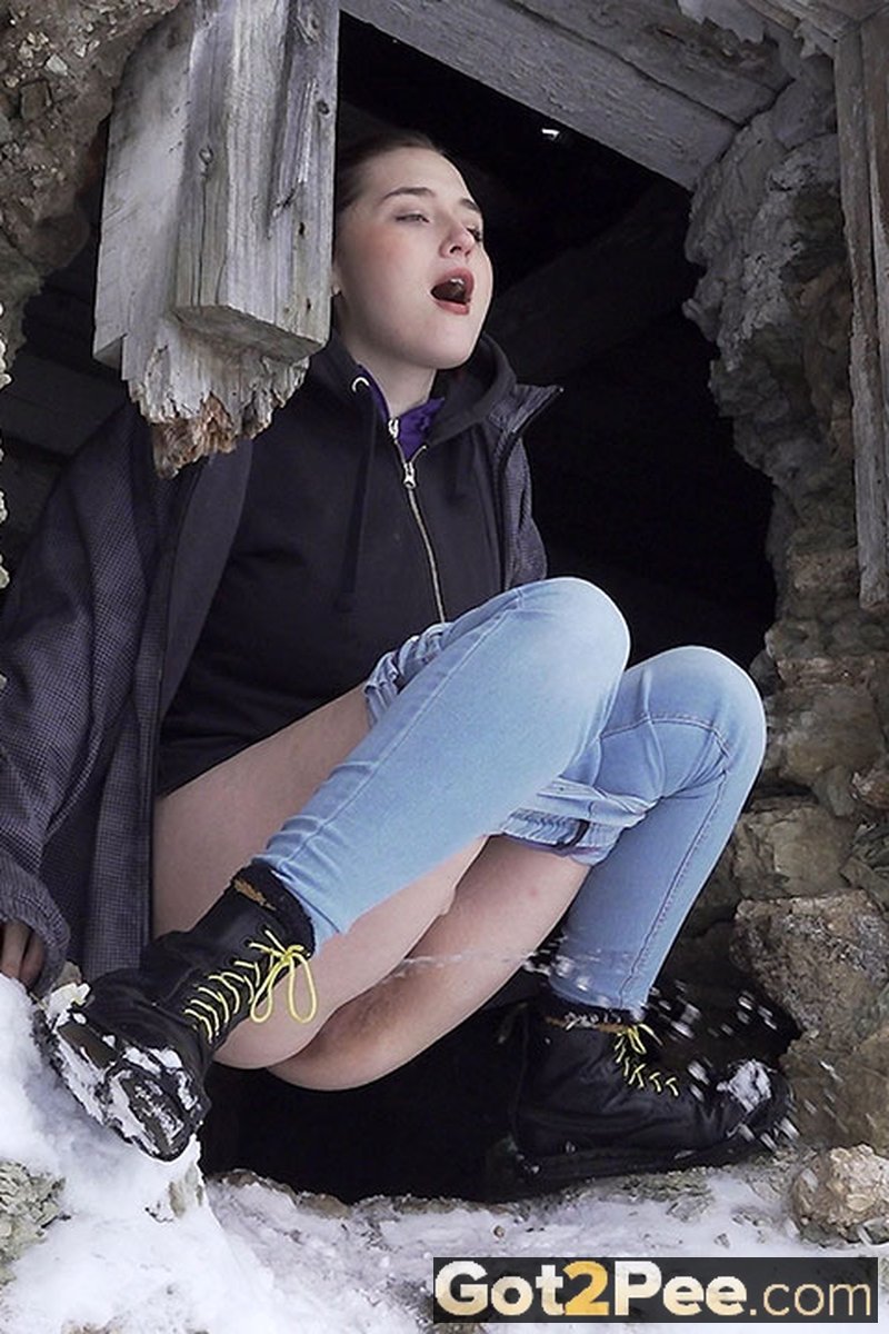 Surprise - Screenshot 1 of 4 - On Snow