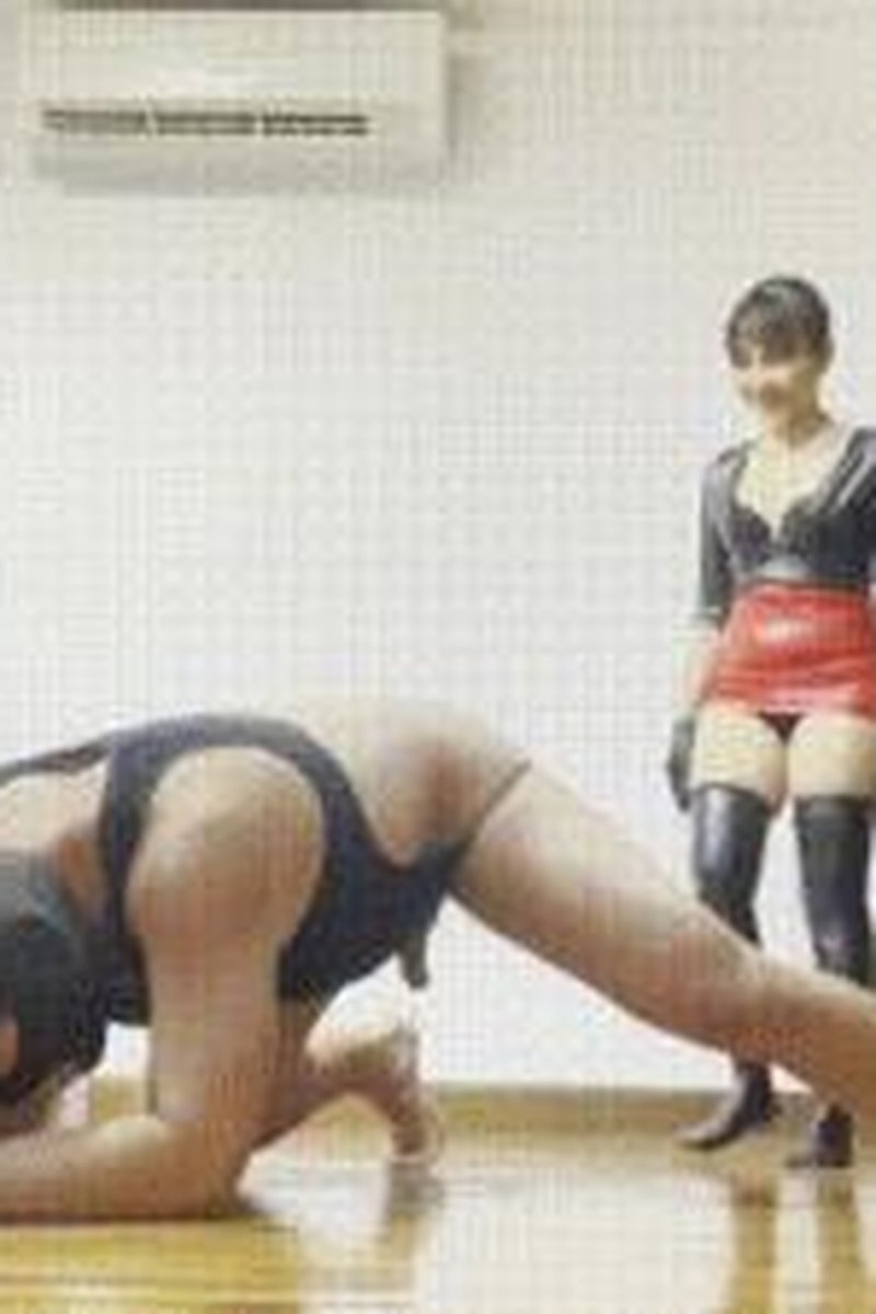 Ballbusting So Much Fun - Screenshot 1 of 4 - CFNM