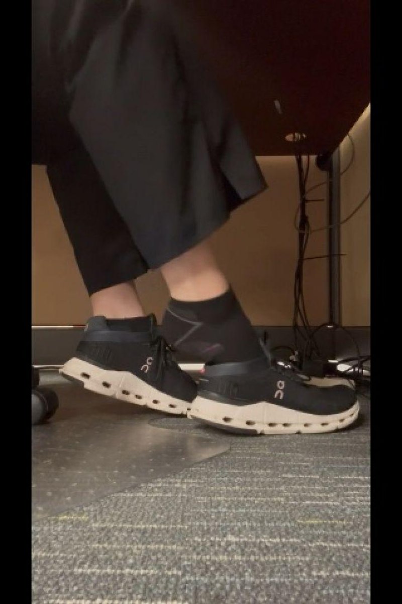 Live Teasing - Screenshot 1 of 4 - BBW