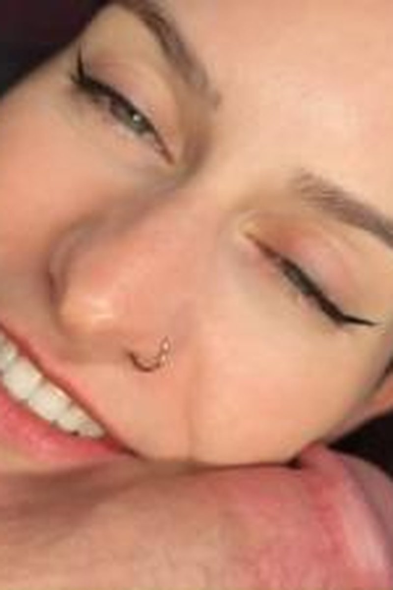 TP-iwantclipsmissflora-best-of-pov-cock-biting-blowjob-action-77-minutes-4-videos