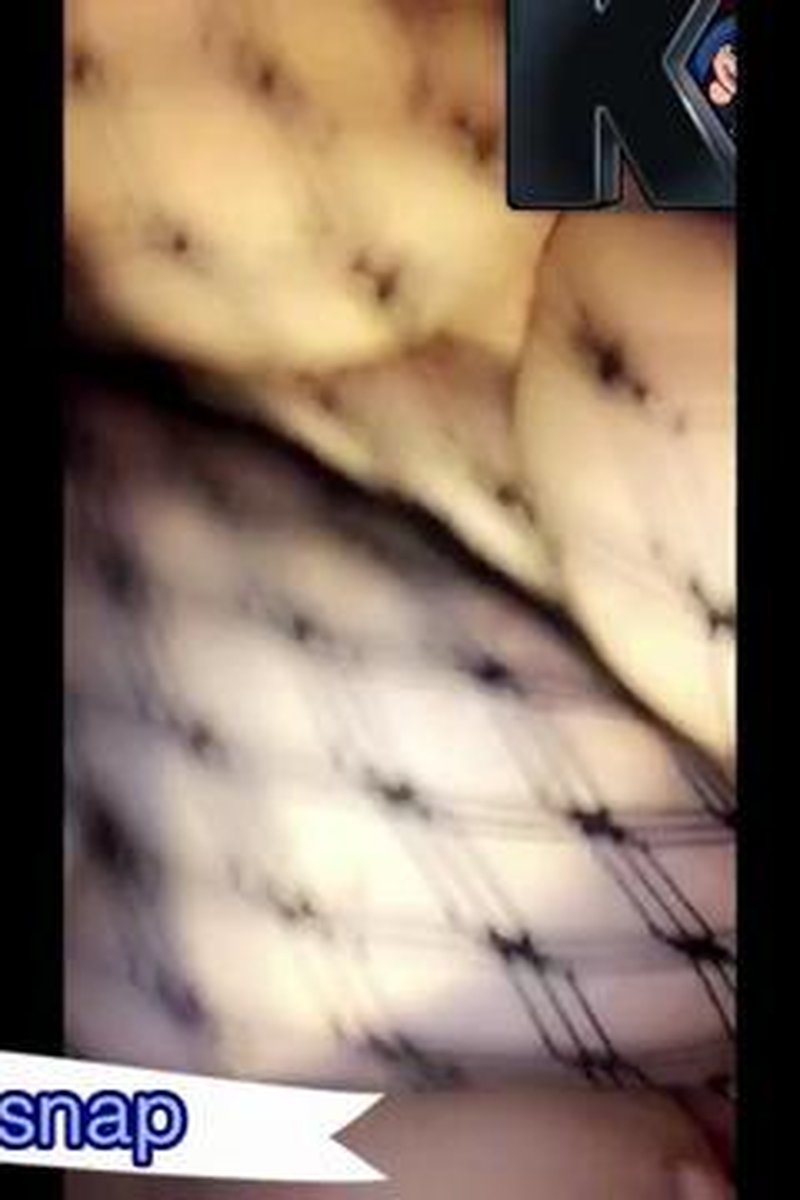Snap Preview April - Screenshot 1 of 4 - BBW