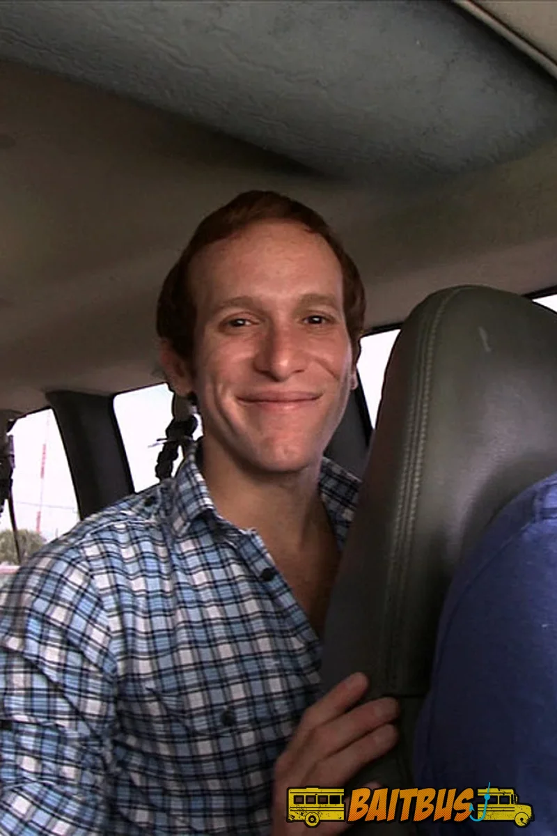 Fist Pumping in Steven's Ass - Screenshot 1 of 4 - Anal