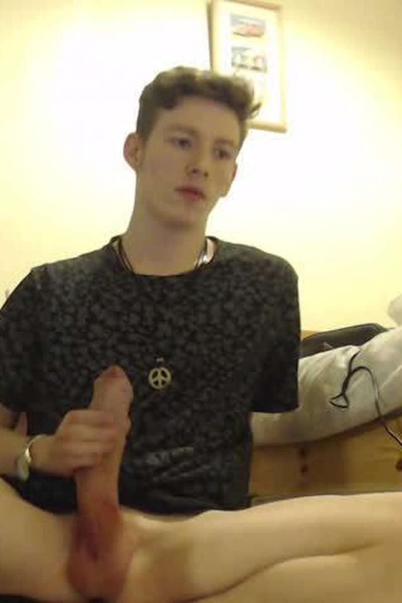 Busting A Load On The Mirror - Screenshot 1 of 4 - Cumshot
