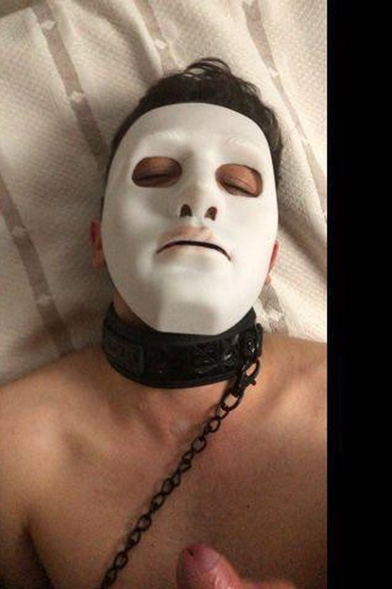 Ren Slave Final - Screenshot 1 of 4 - BDSM