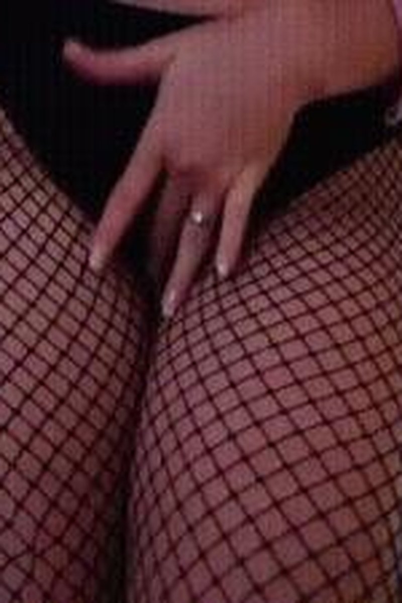 Fishnet Pumping - Screenshot 1 of 4 - Ass Worship
