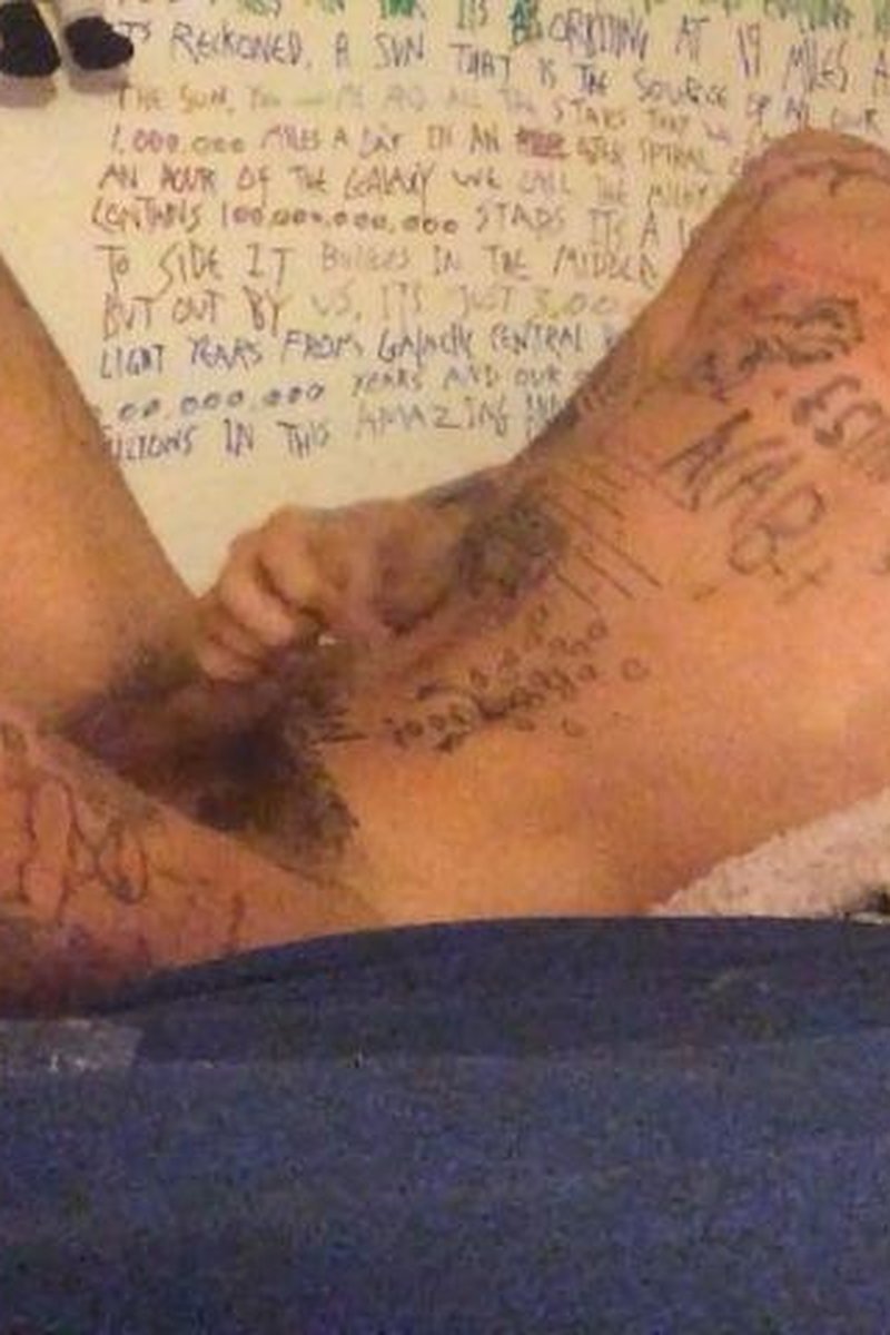 Touching Myself - Screenshot 1 of 4 - Foot Fetish