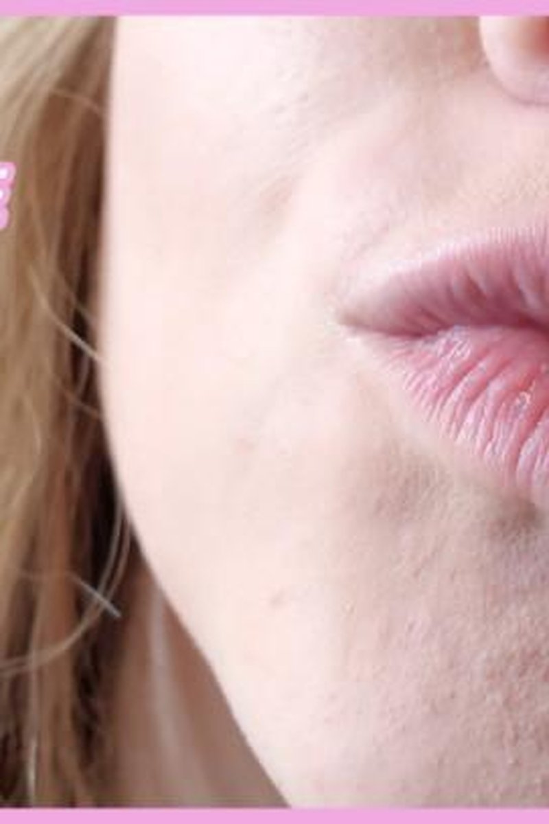 Intimate Kissing - Screenshot 1 of 4 - Kissing