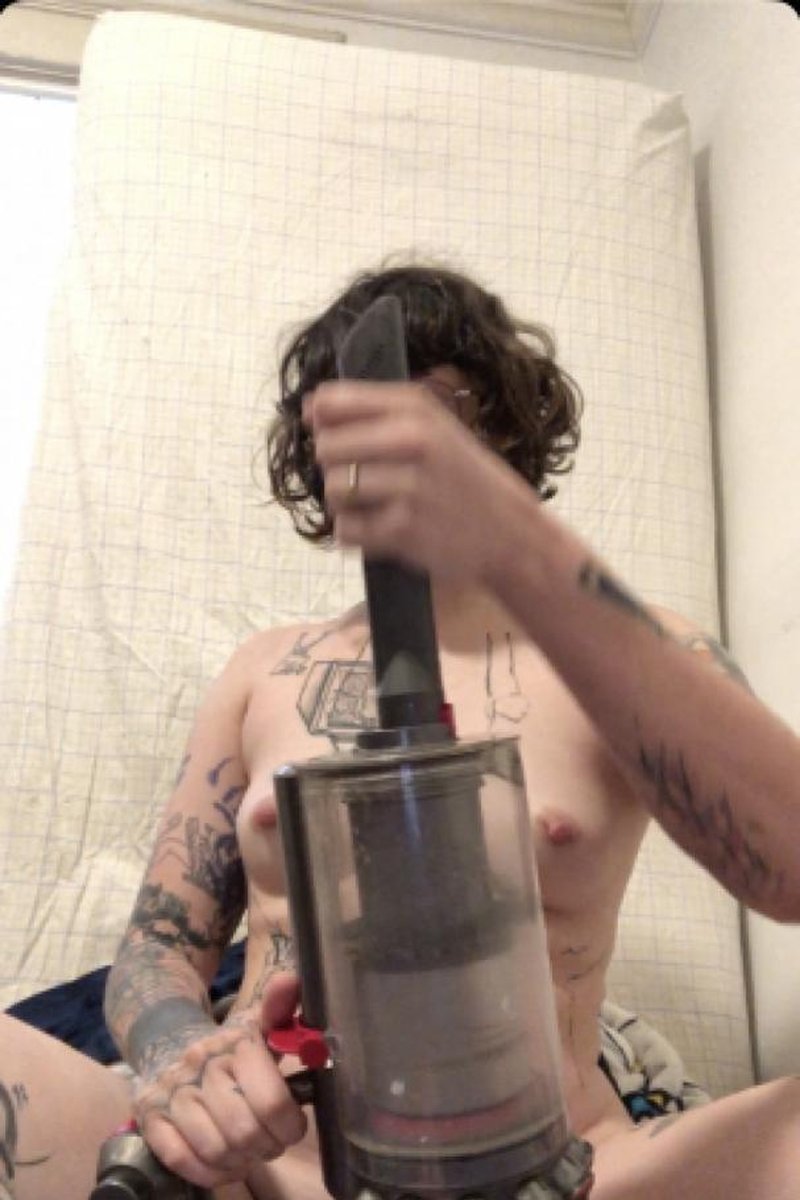 Fucking A Vacuum - Screenshot 1 of 4 - All Sex