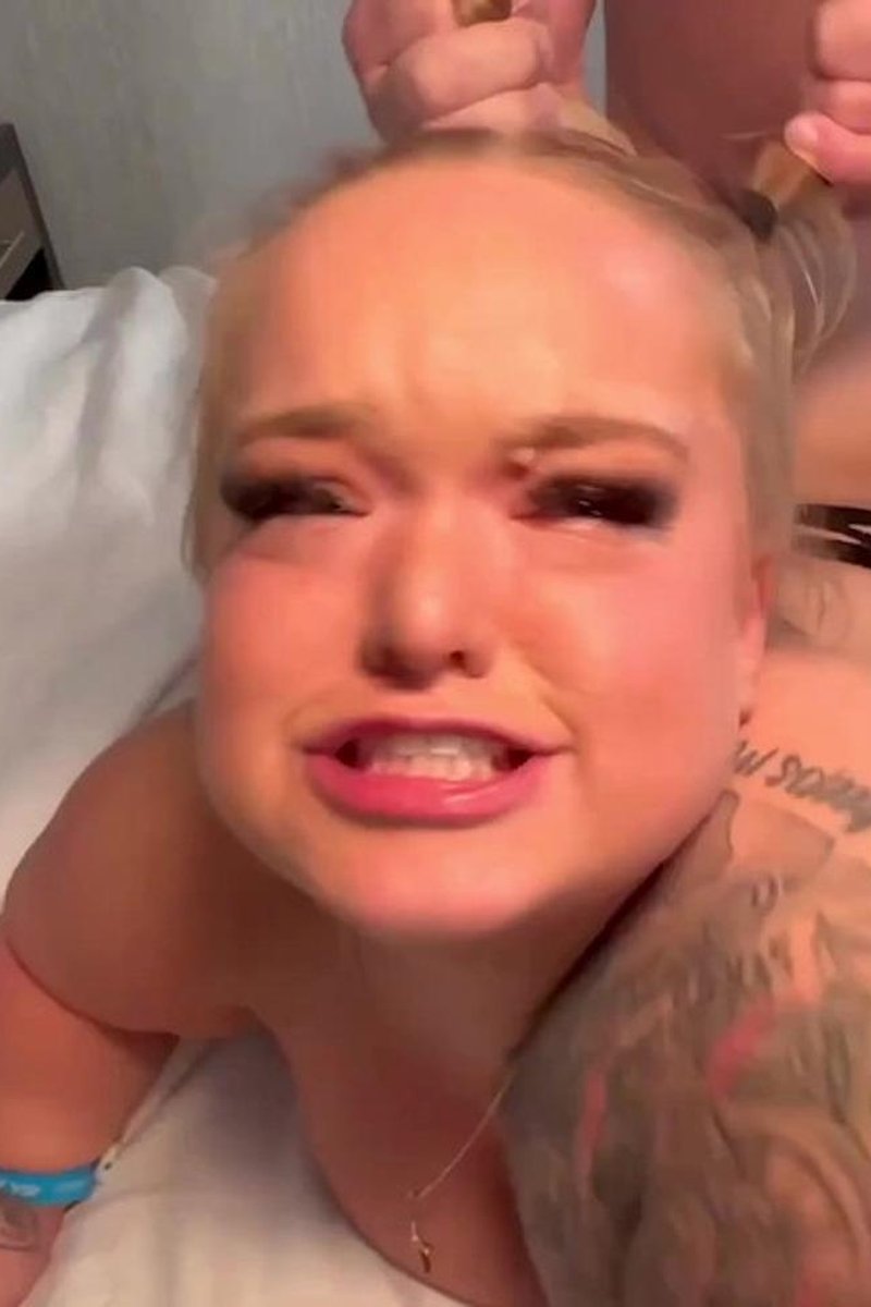 First Time Fucking A Midget Pt.1 - Screenshot 1 of 4 - Amateur