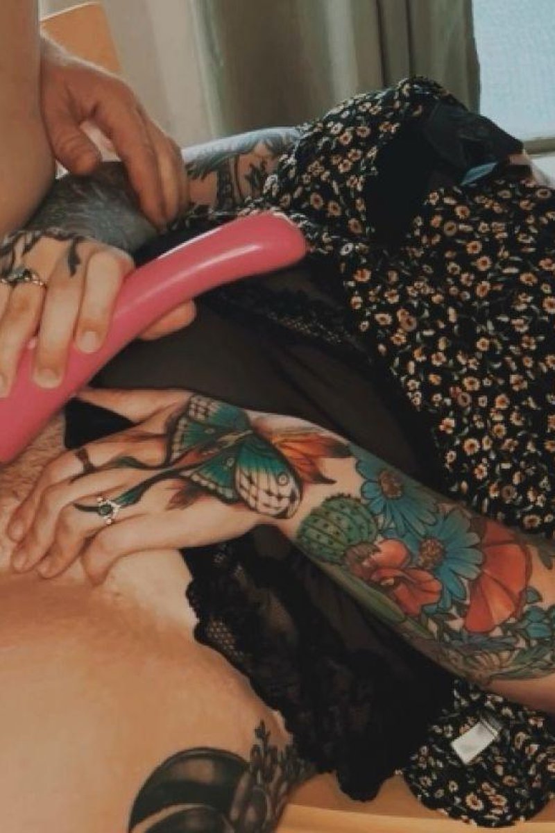 Kitchen Table Fuck - Screenshot 1 of 4 - Amateur