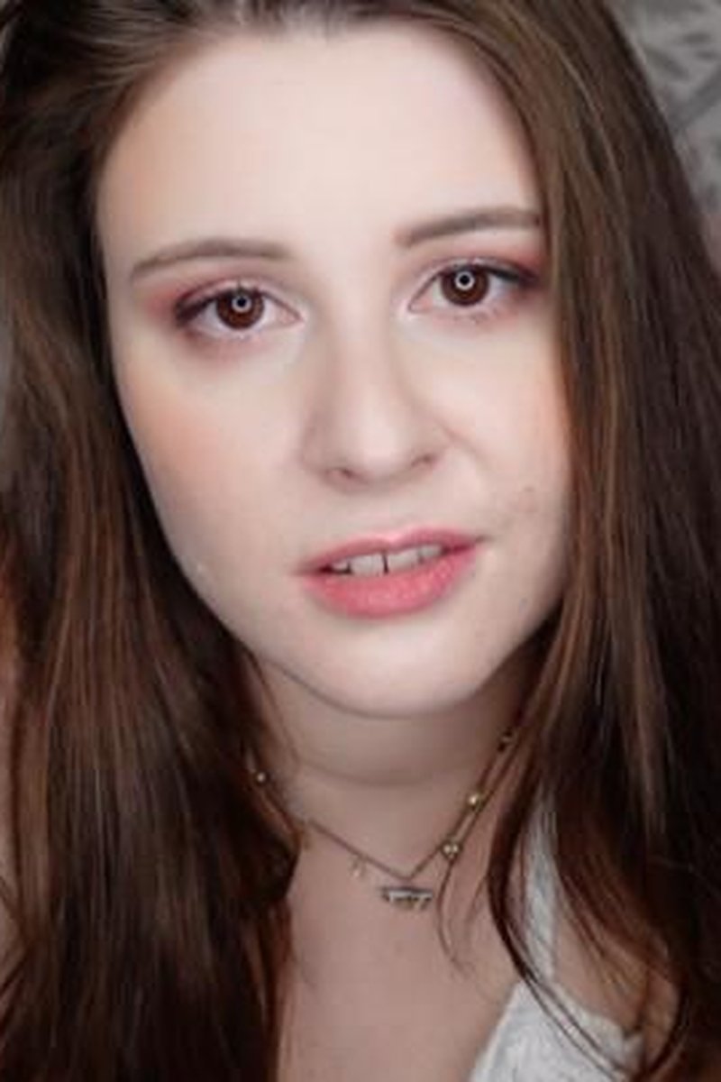 Cuckold Distraction - Screenshot 1 of 4 - Cheating