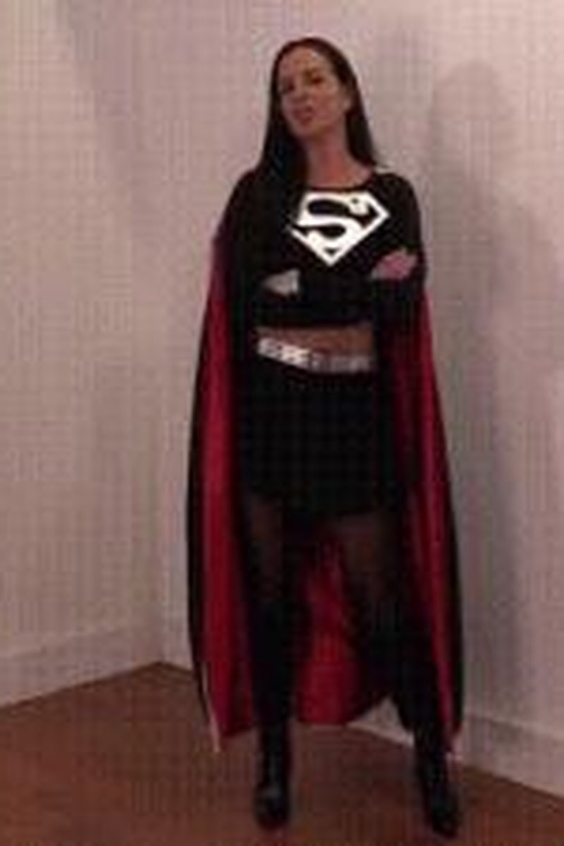 Time To Worship Super Girl - Screenshot 1 of 4 - Boots