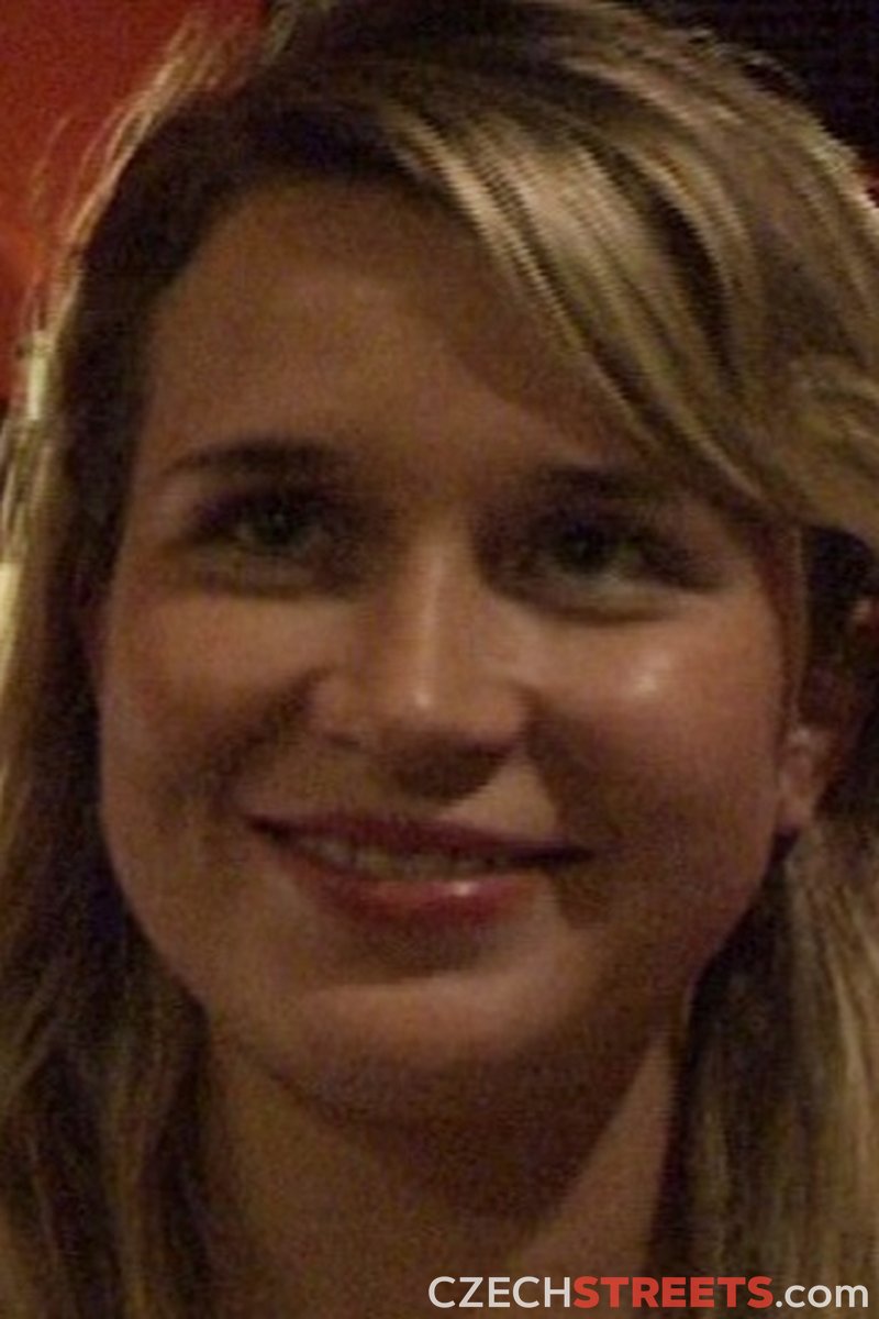 Fidelity Testing - Mirka - Screenshot 1 of 4 - Blond Hair