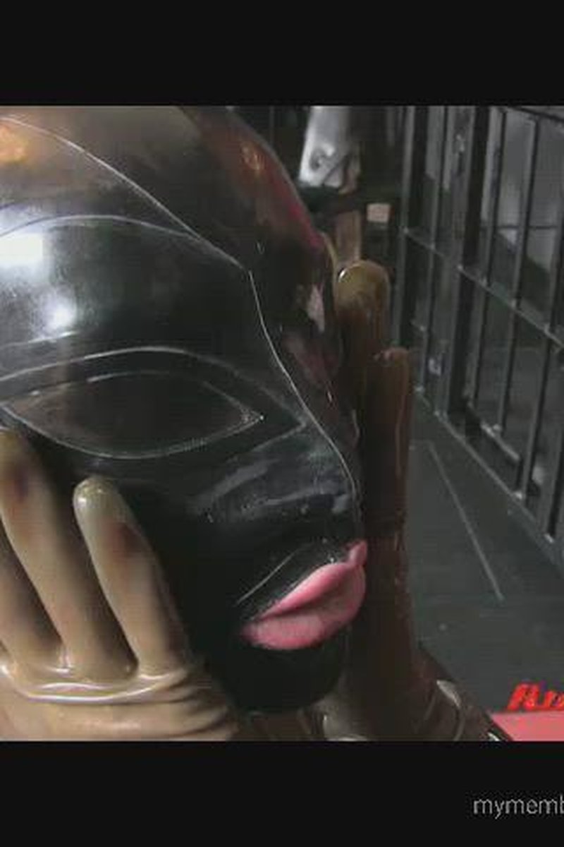 Submission - PT4 - Screenshot 1 of 4 - Bondage