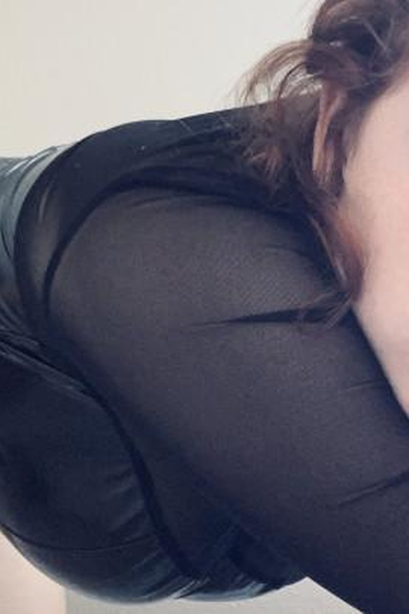 Tight Latex Teasing - Screenshot 1 of 4 - Food