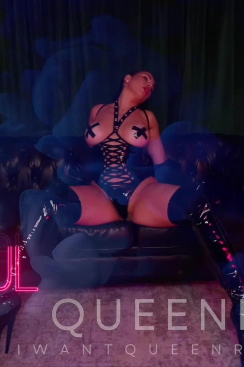 Puppet Control - Screenshot 1 of 4 - Big Tits