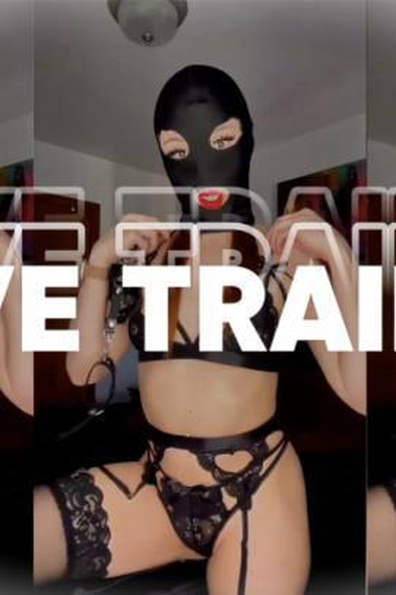 Slave Training - Screenshot 1 of 4 - Ass Worship