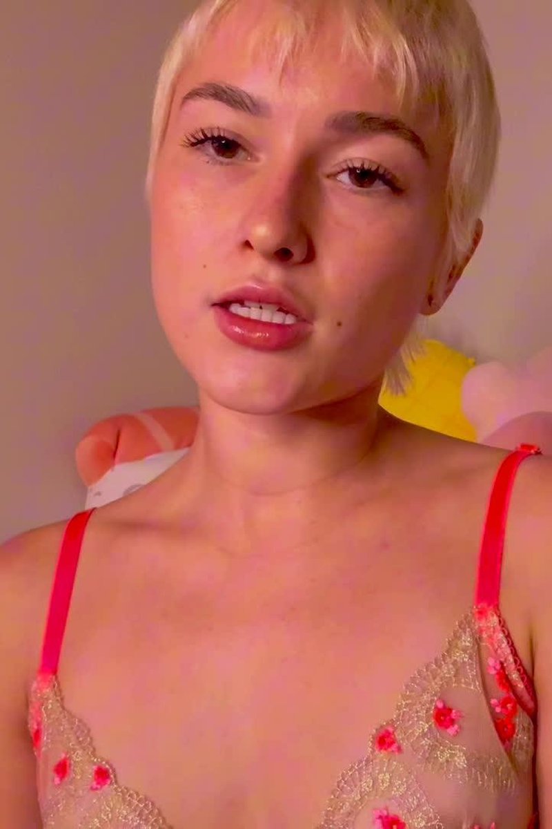 Brainless Beta - Screenshot 1 of 4 - Femdom