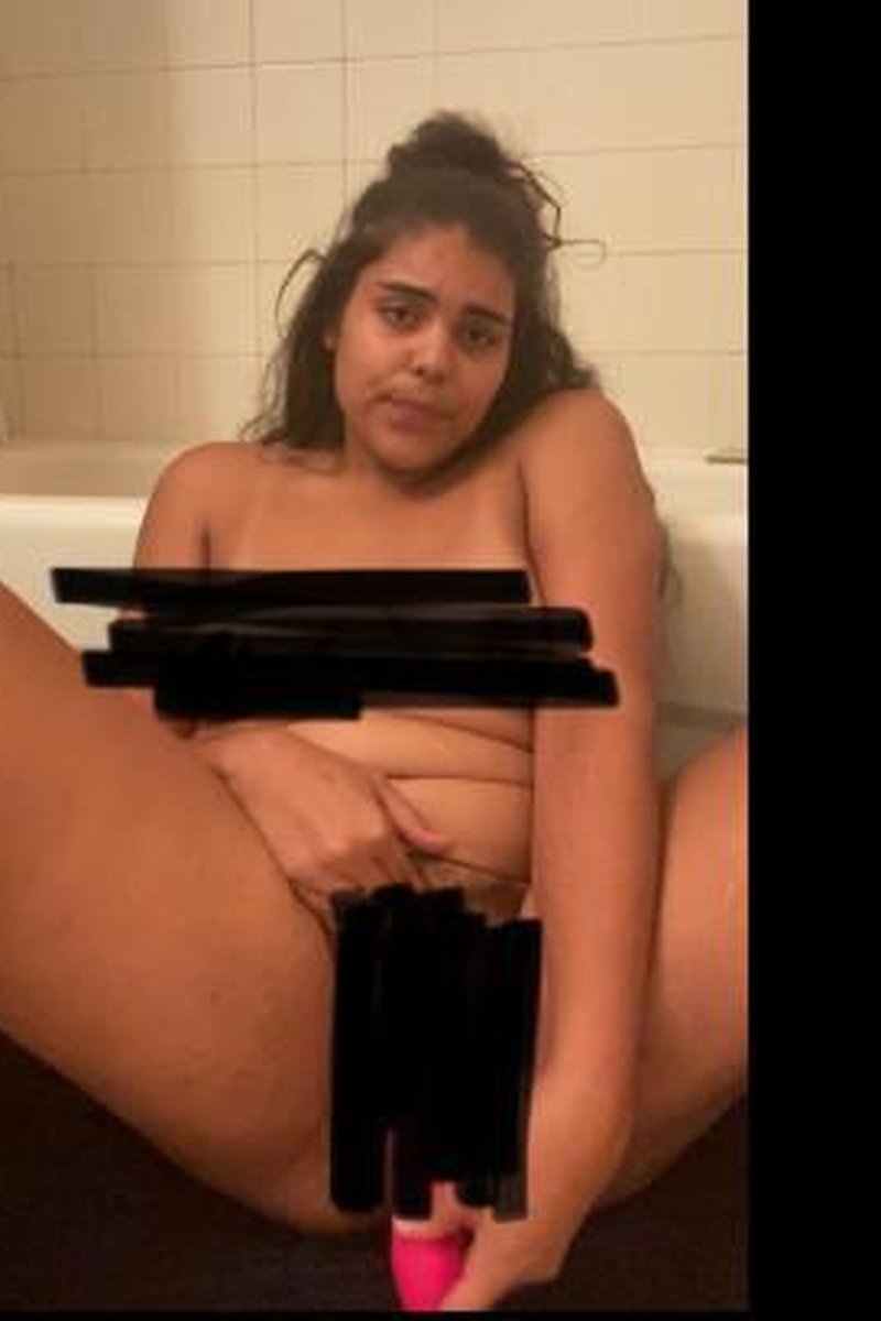 When Kat Squirts - Screenshot 1 of 4 - Babes