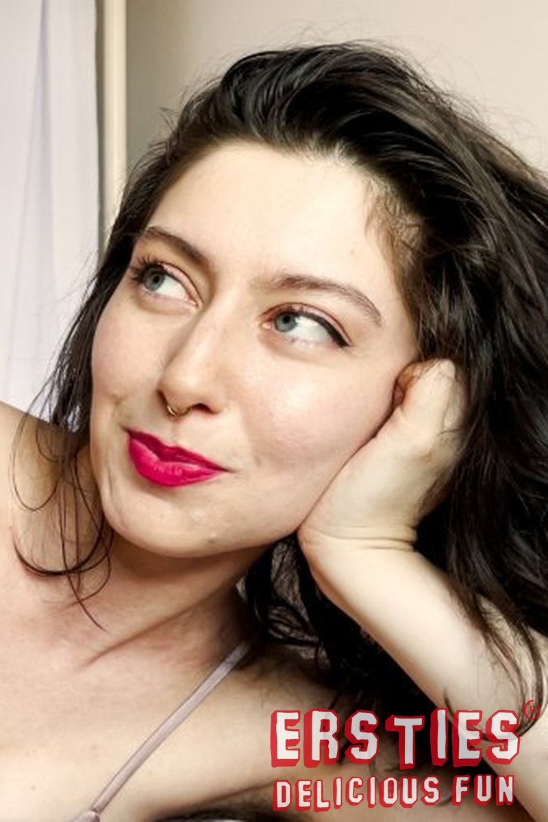 Interview with Fox - Screenshot 1 of 4 - Anal July