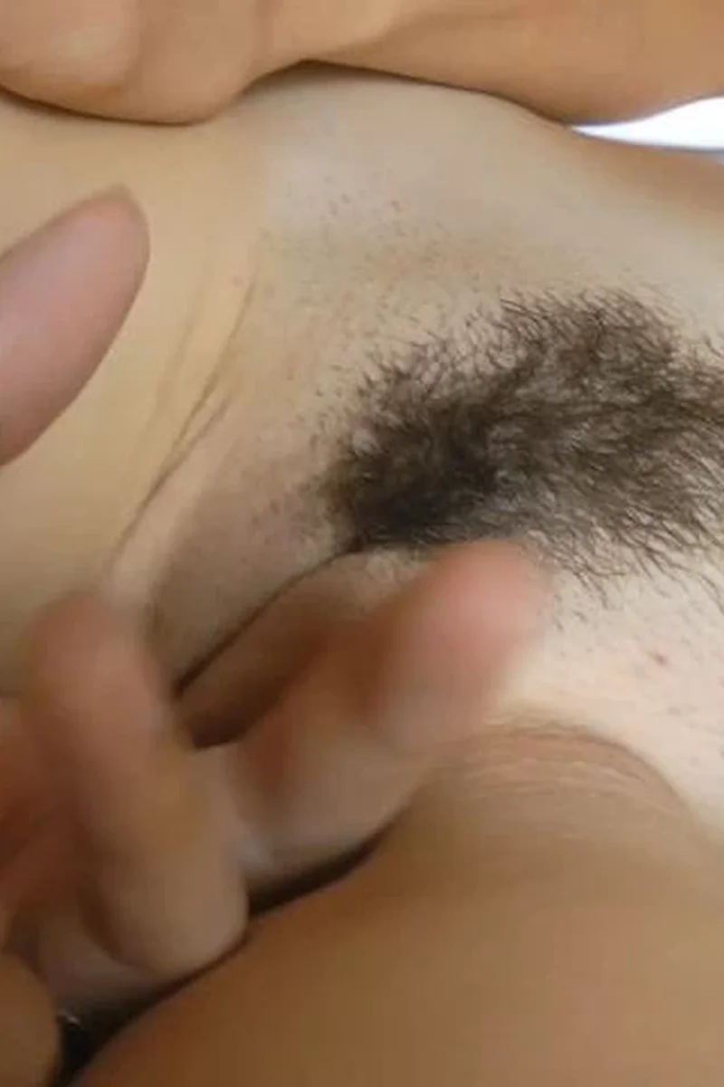 Dreaming - Screenshot 1 of 4 - MILF (30+)