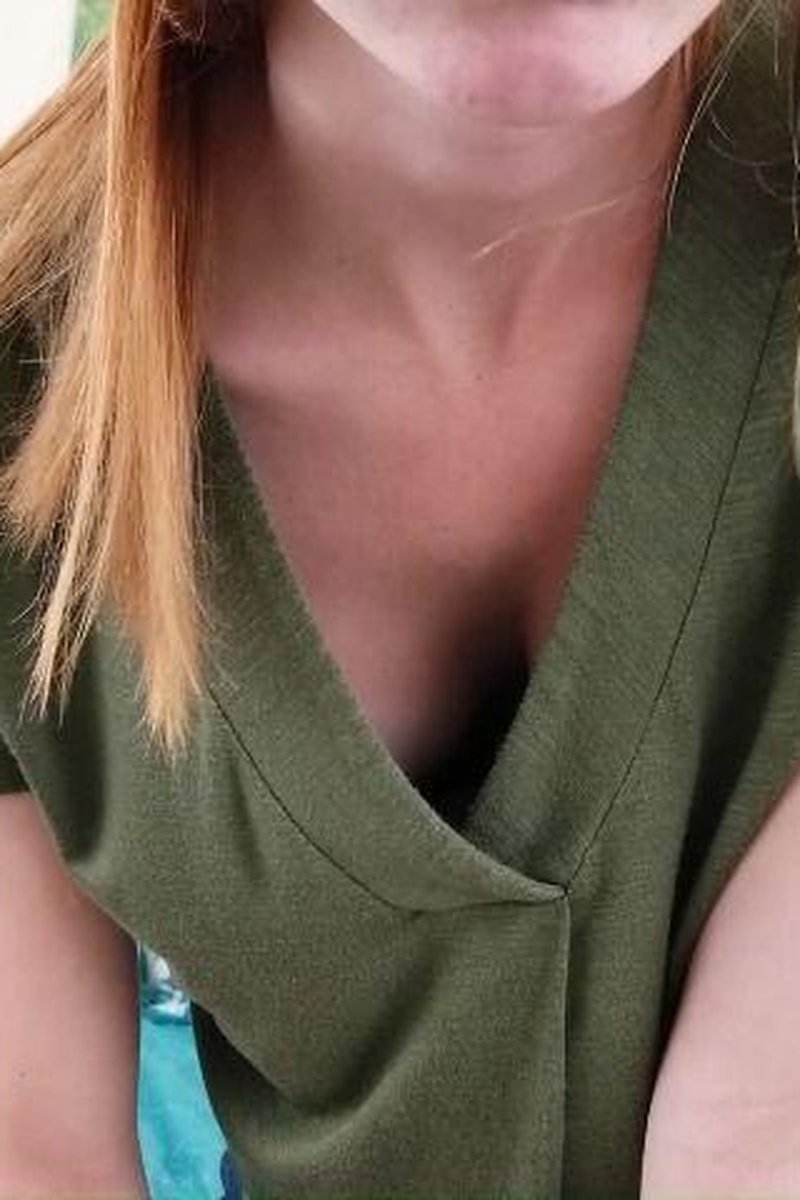 Study Buddy / Down-Blouse - Screenshot 1 of 4 - Blouse