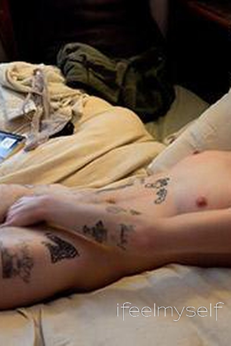 Lectrix - Screenshot 1 of 4 - Hairy Pussy