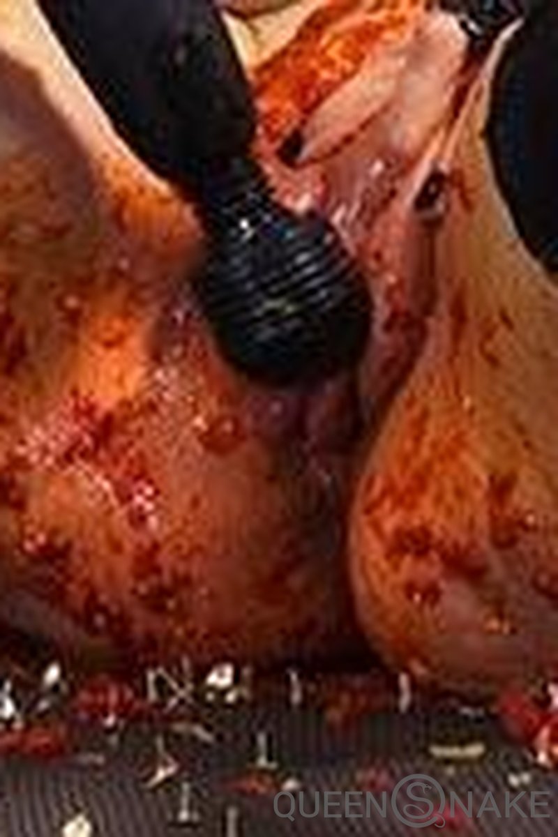 Pumped Chili - Screenshot 1 of 4 - Bondage