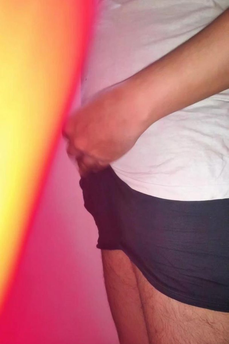 Underwear Teasing - Screenshot 1 of 4 - Homemade