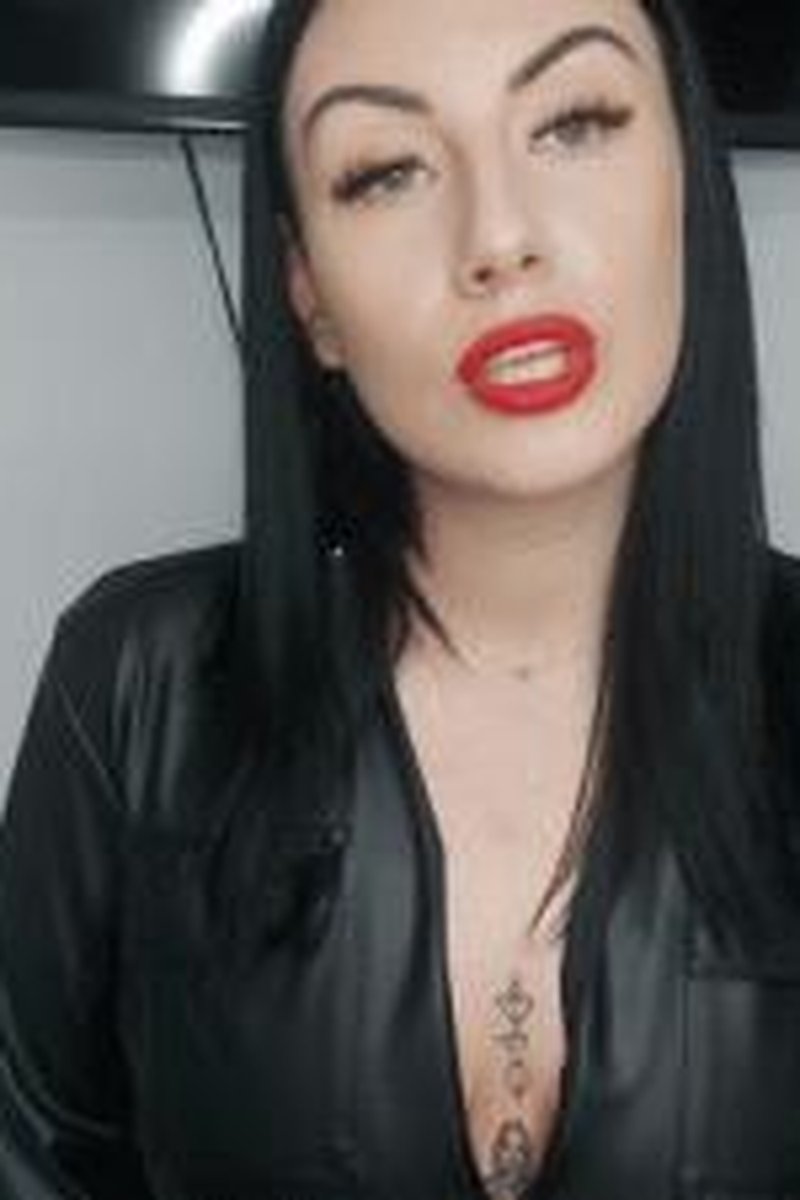 Mind Control - Screenshot 1 of 4 - Big Tits