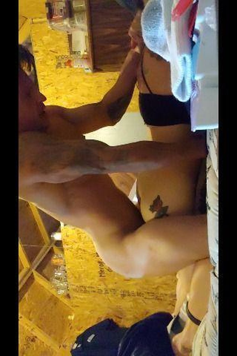 Pound Town - Screenshot 1 of 4 - Ass Worship