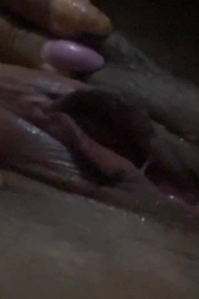 Cono Mojado - Screenshot 1 of 4 - Latin Woman